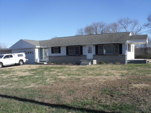 Building Photo - 327 E Williams Rd