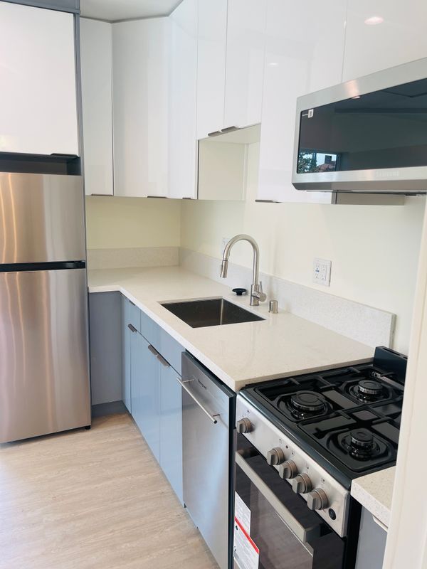 Foto del edificio - 7533 Bovey Ave
