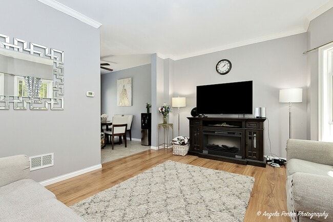 Foto del edificio - 2155 N Millstone Dr