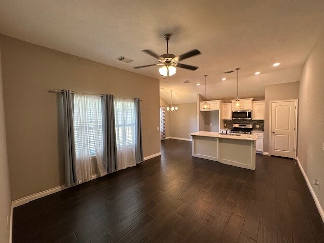 Foto del edificio - 12617 SE 16th Ct