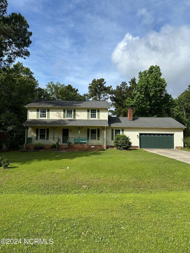 Foto principal - 1019 Pine Valley Rd