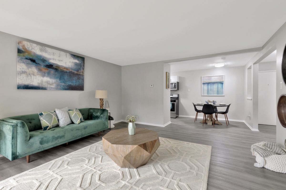 The Preserve at Woodfield 4700 Arbor Dr Rolling Meadows, IL