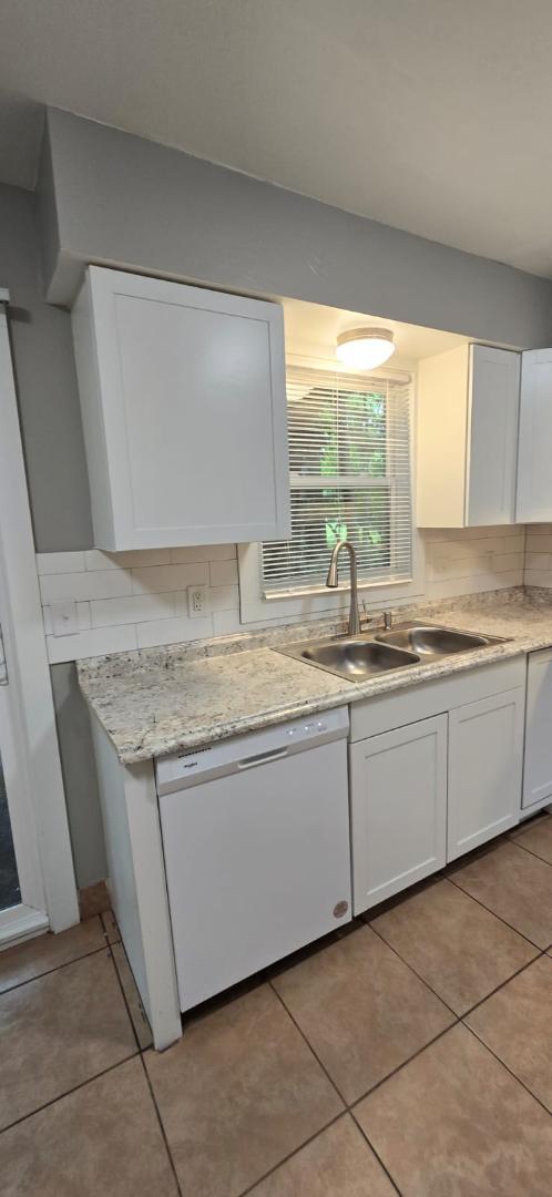 Foto del edificio - 1363 Vineland Ct SE