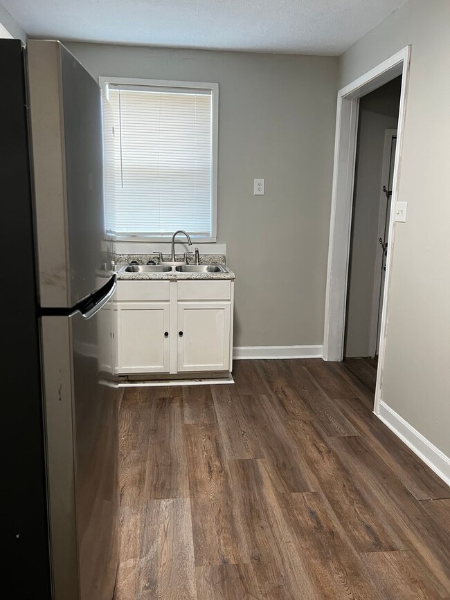 Photo - 2917 Boulevard Pl Apartment