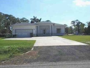 Building Photo - 17608 Key Lime Blvd
