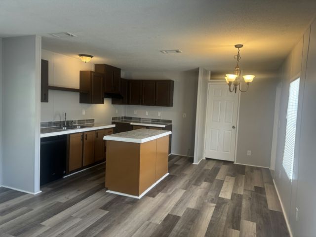 Foto del edificio - 4807 Allen Way