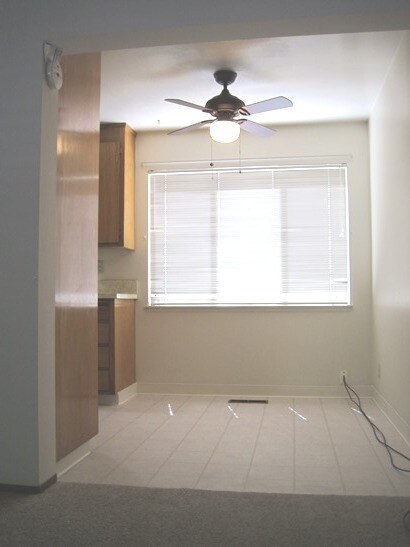 Foto del edificio - Spacious 1bd/1ba Near Downtown!