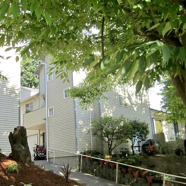 Foto del edificio - 10736 Stone Ave N