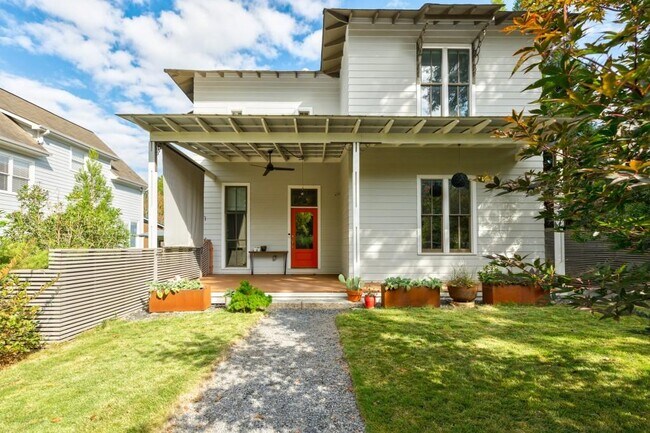 Foto del edificio - 1092 Kirkwood Ave SE