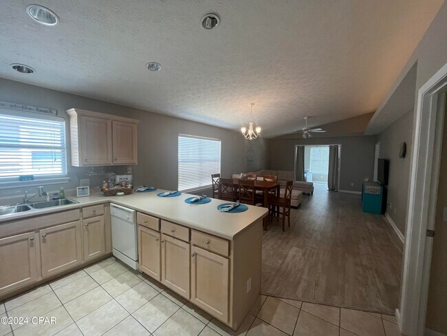 Foto del edificio - 11824 Sand Dune Dr