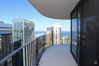 Aqua At Lakes East Rentals Chicago Il Apartments