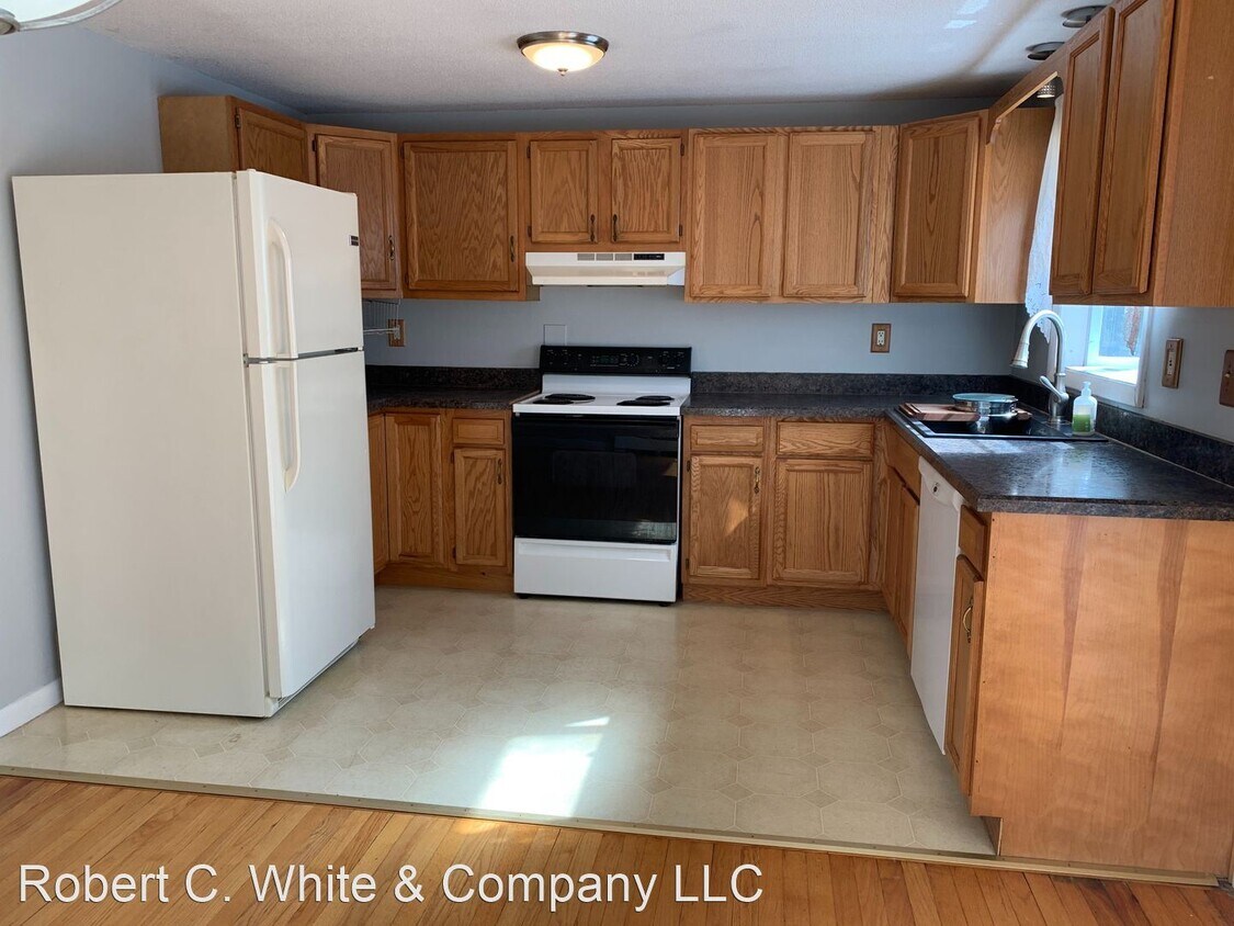 Primary Photo - 3 br, 2 bath House - 480 Mixville Rd