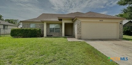 Building Photo - 3405 Carpet Ln