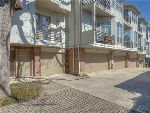 Building Photo - 4051 Travis St