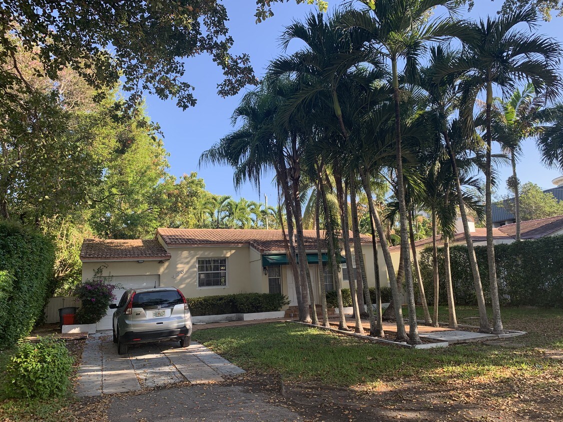 423 Blue Rd, Coral Gables, FL 33146 House Rental in Coral Gables, FL