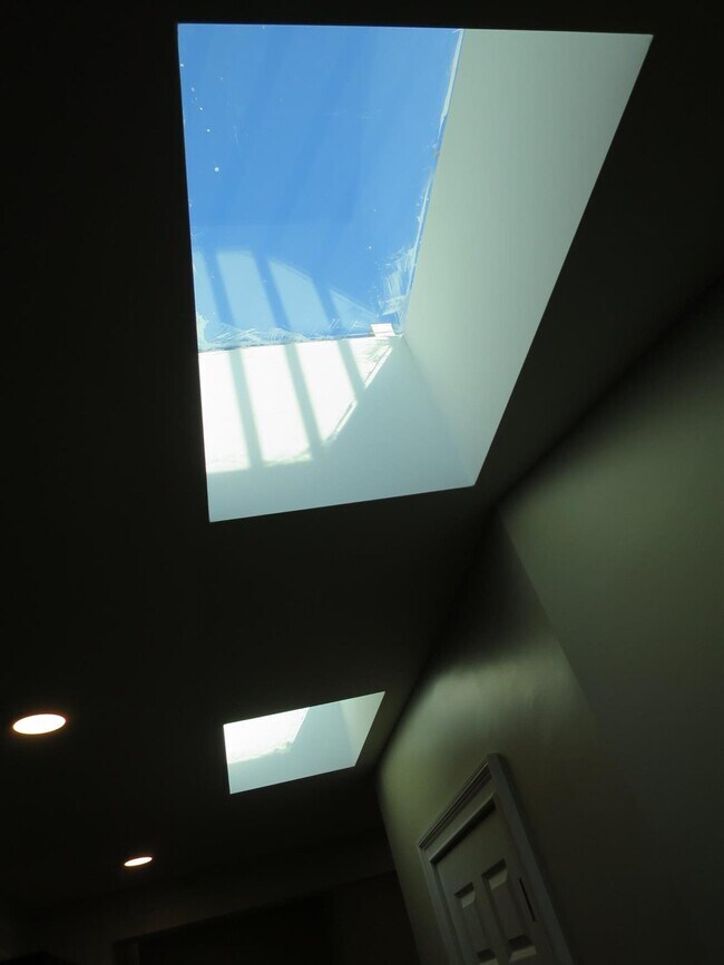 Foto del edificio - 136 Inman St