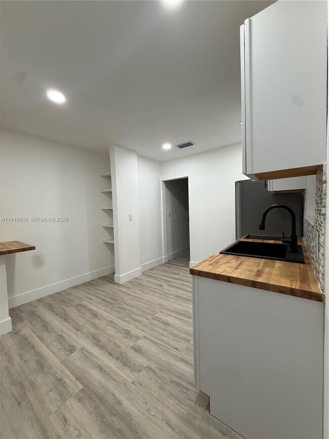 Foto del edificio - 5413 SW 23rd St