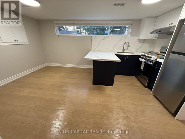 Building Photo - 117 Sherwood Forest Dr