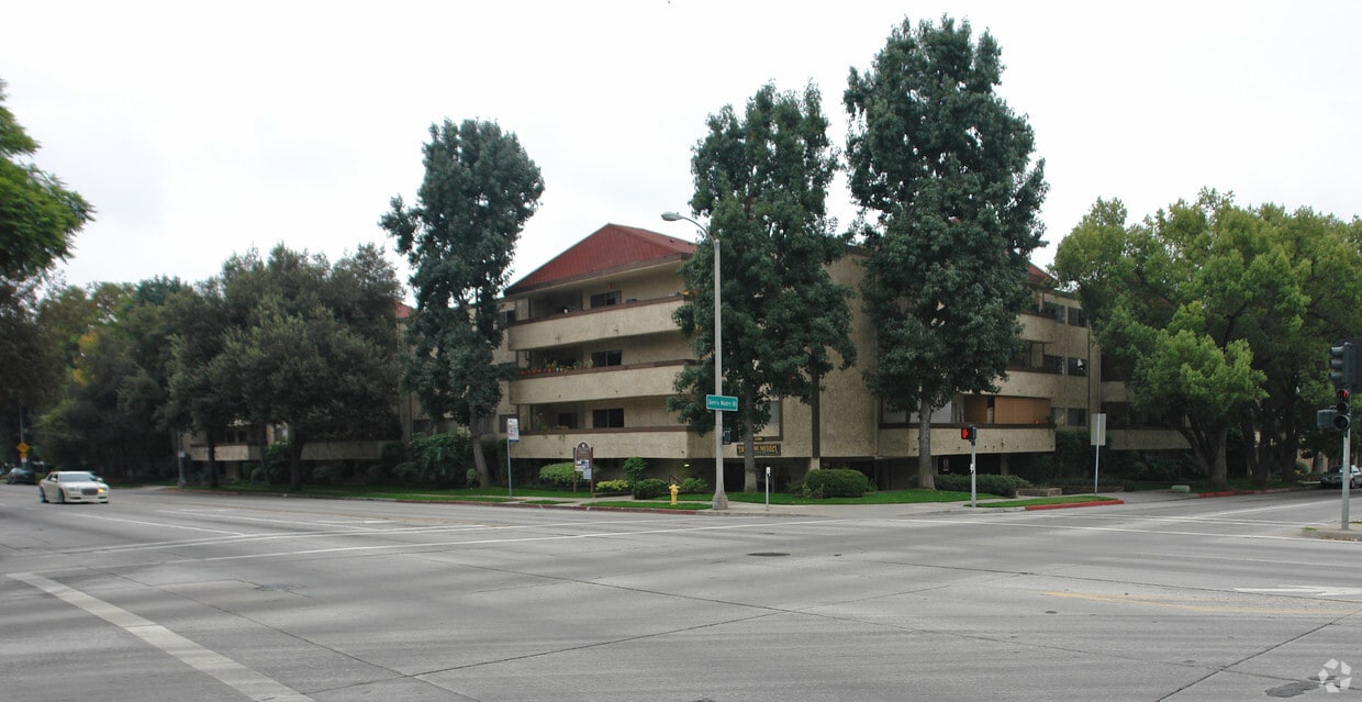 Primary Photo - Del Mar Sierra