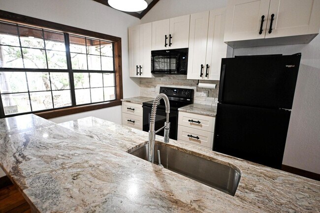 Foto del edificio - 15104 Texas St