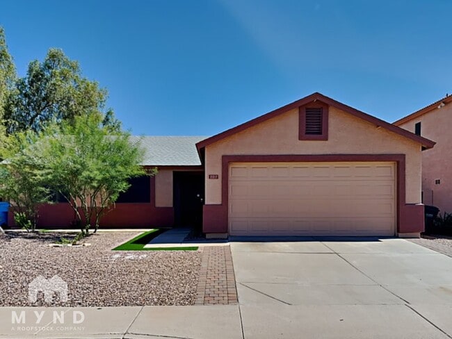Building Photo - 2217 N 87th Dr