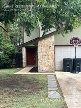 Building Photo - 1102 Royal Crest Dr