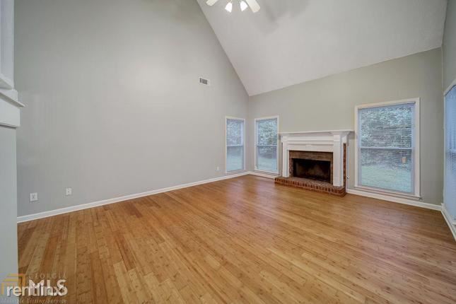 Building Photo - 5 br, 2 bath House - 1954 Tyler Trce