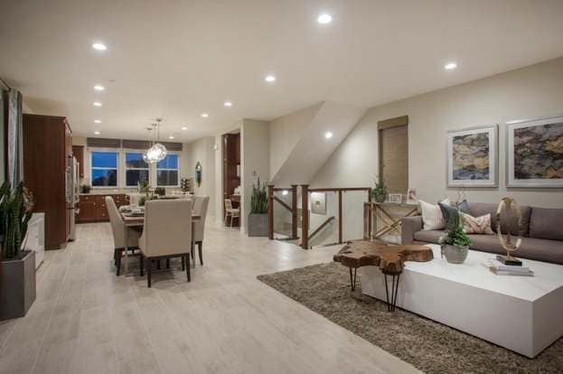 Foto del edificio - 66 Mayhew Way