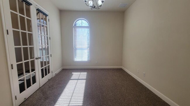 Foto del edificio - 706 Old Settlers Dr