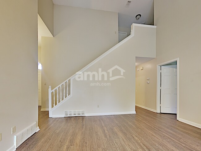Building Photo - 8429 Wood Shadows Ln