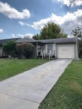 Building Photo - 3103 Poplar St