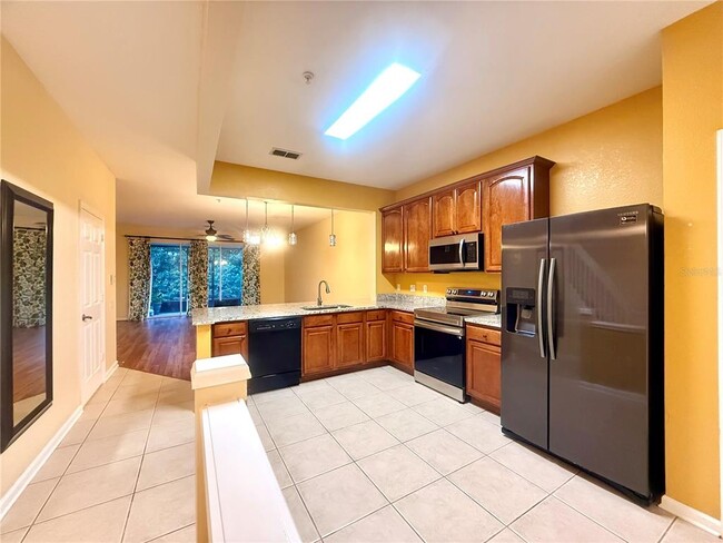Building Photo - 6462 Daysbrook Dr