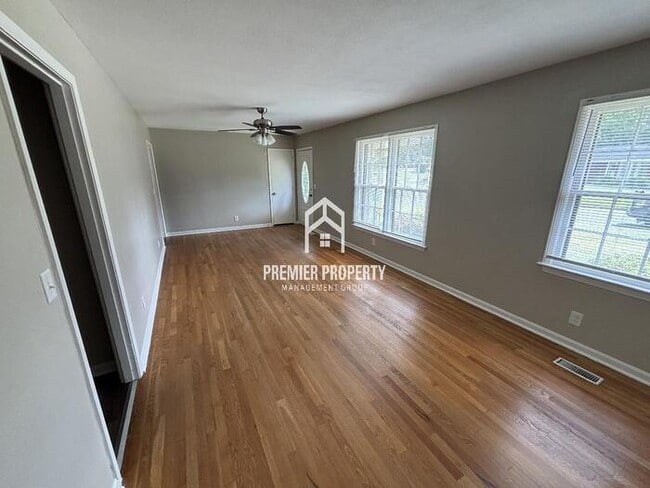 Photo - 23 Greenbriar House