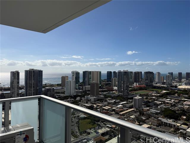 Foto del edificio - 1515 Liona St