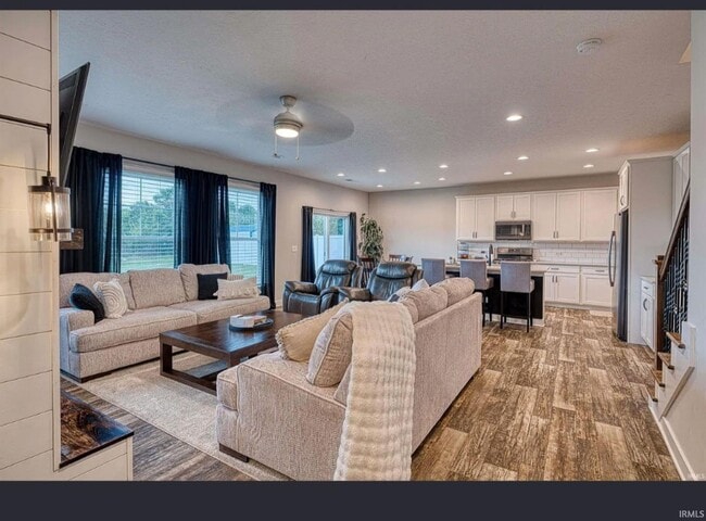 Foto del edificio - 5783 Brookstone Dr
