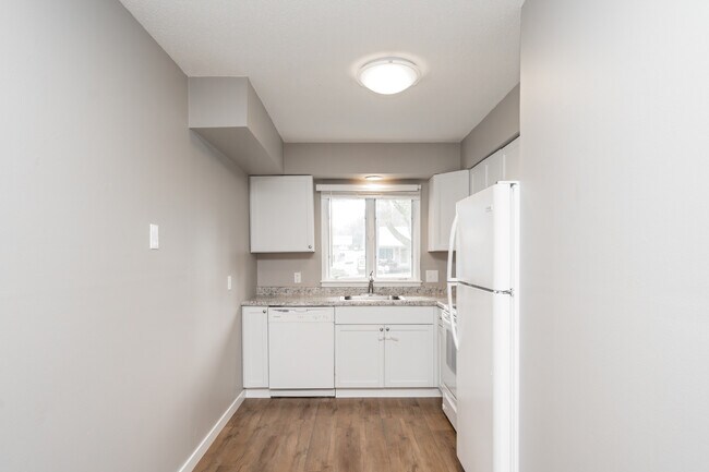 Foto del edificio - 3011 67th St