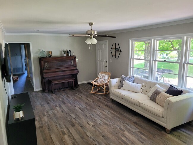 Foto del edificio - 509 Grandview Dr