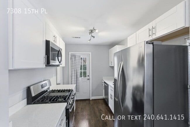 Building Photo - 7308 15th Pl