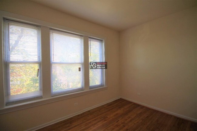 Building Photo - 2401 N Spaulding Ave