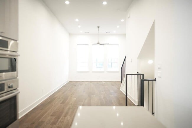 Foto del edificio - 264 Pullman Ct