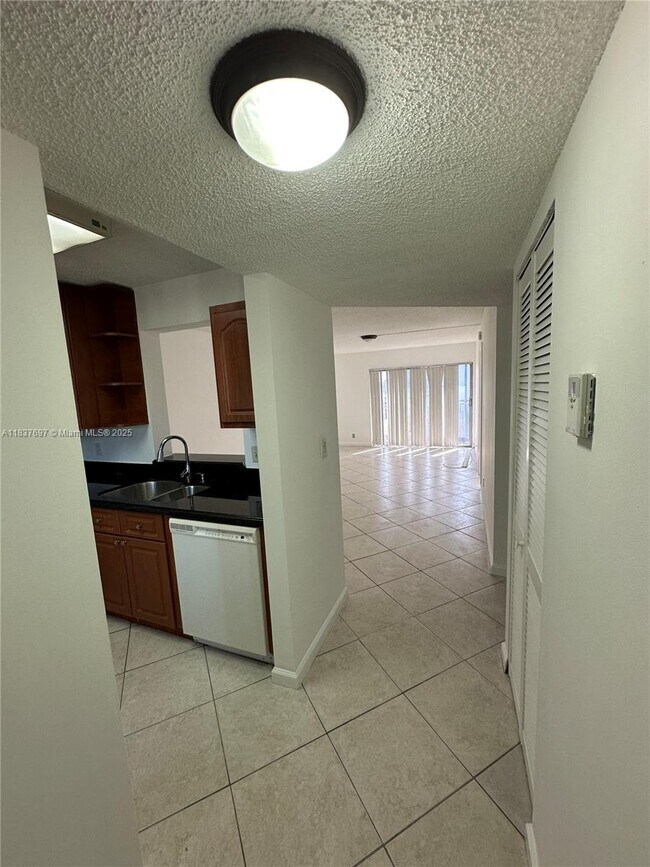 Building Photo - 8740 N Sherman Cir