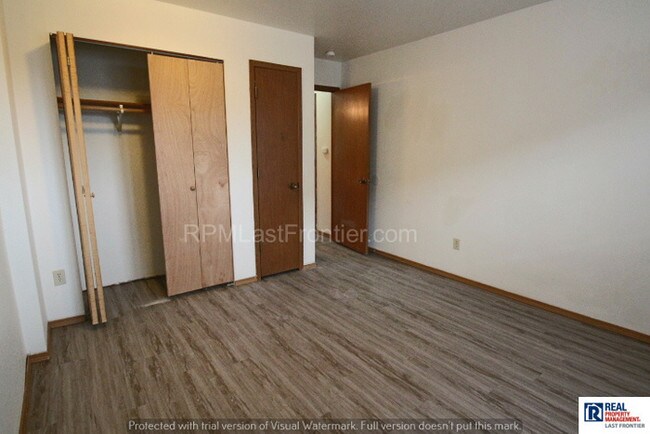 Building Photo - 128 N Klevin St