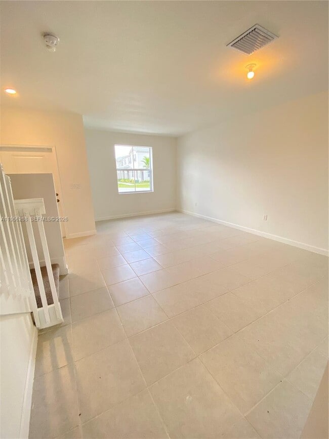 Foto del edificio - 2640 SE 19th St