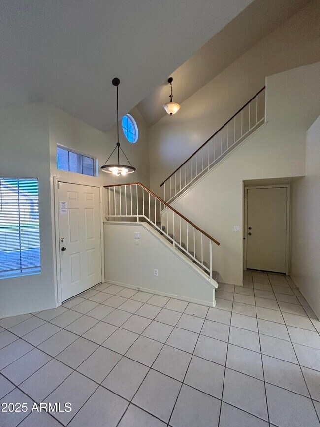 Foto del edificio - 1433 E Park Ave