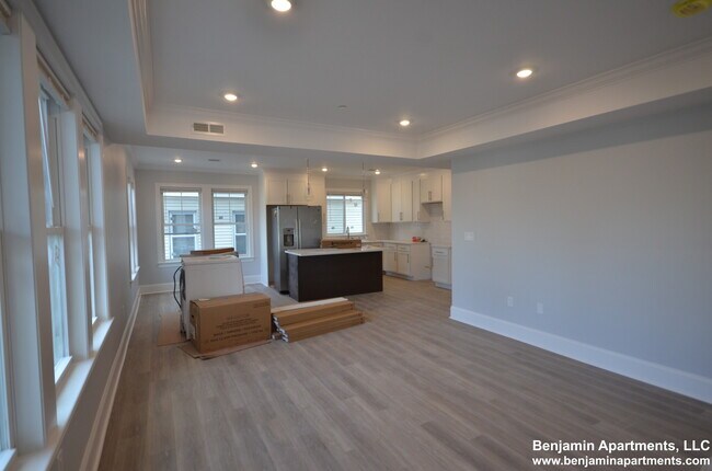 Foto del edificio - 100 Brooks St