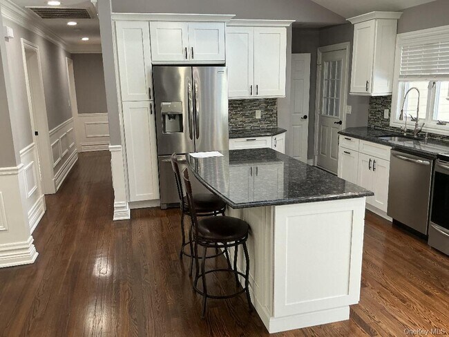 Foto del edificio - 9 Twin Cedar Ln