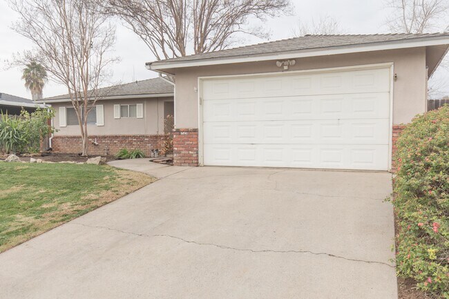 Foto del edificio - 3022 W San Gabriel Ave