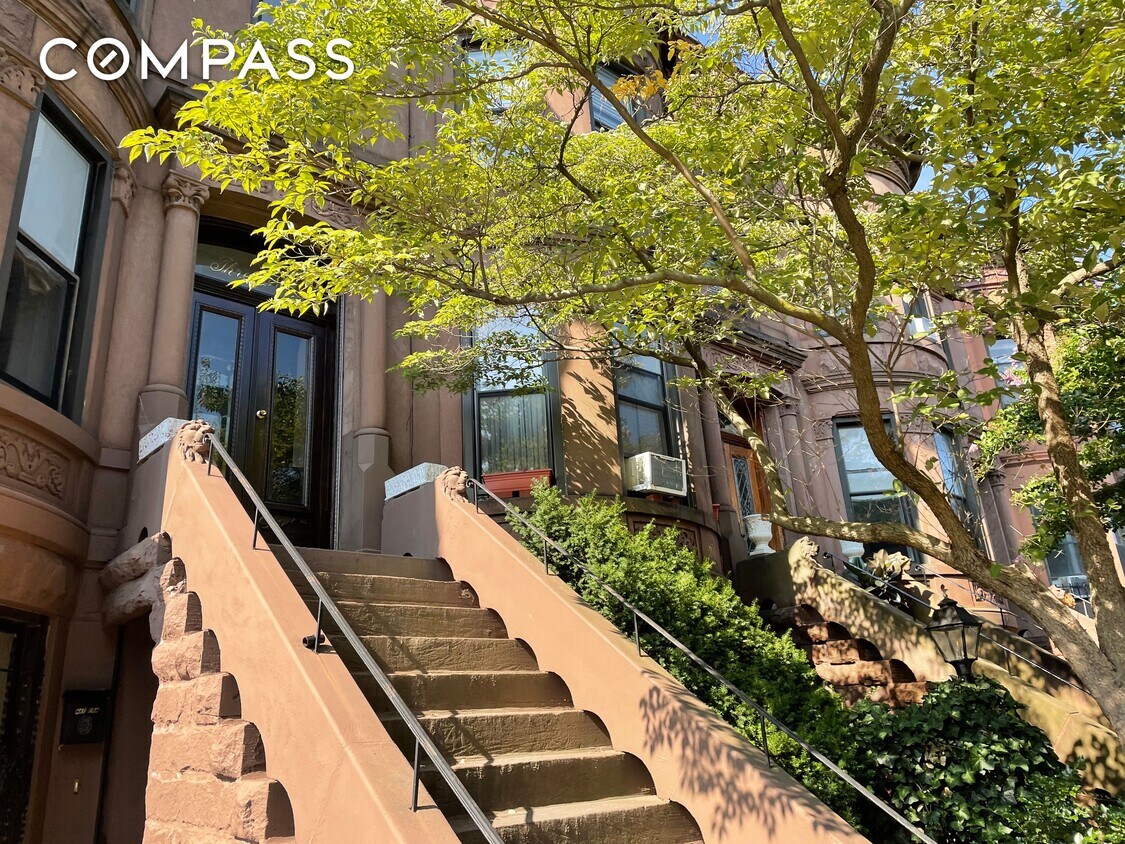 340 Senator St, Brooklyn, NY 11220 Townhome Rentals in Brooklyn NY