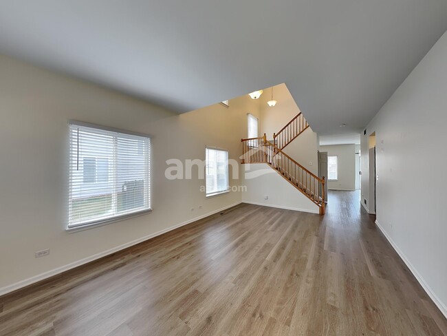 Foto del edificio - 2709 River Bend Ln