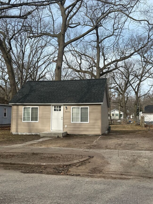 Foto del edificio - Like New! - 1 Bedroom Home in Muskegon
